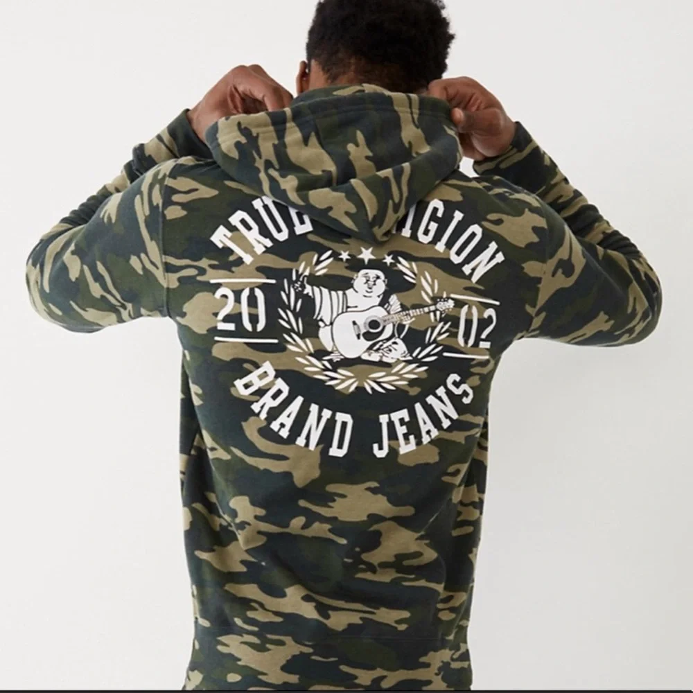 NWT True Religion camo zip up hoodie